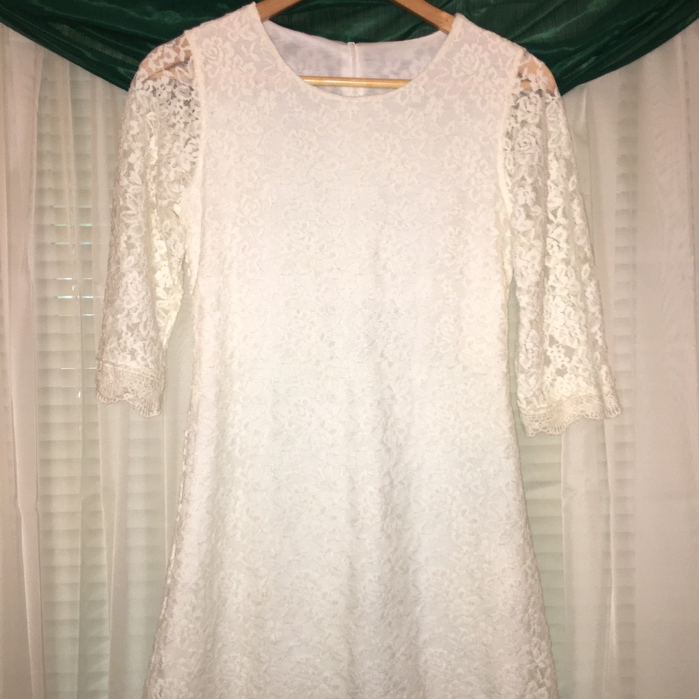 Lace flower girl dress
